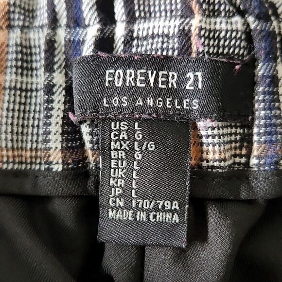 Eclectic Plaid Paperbag Shorts - Picture 5 of 5